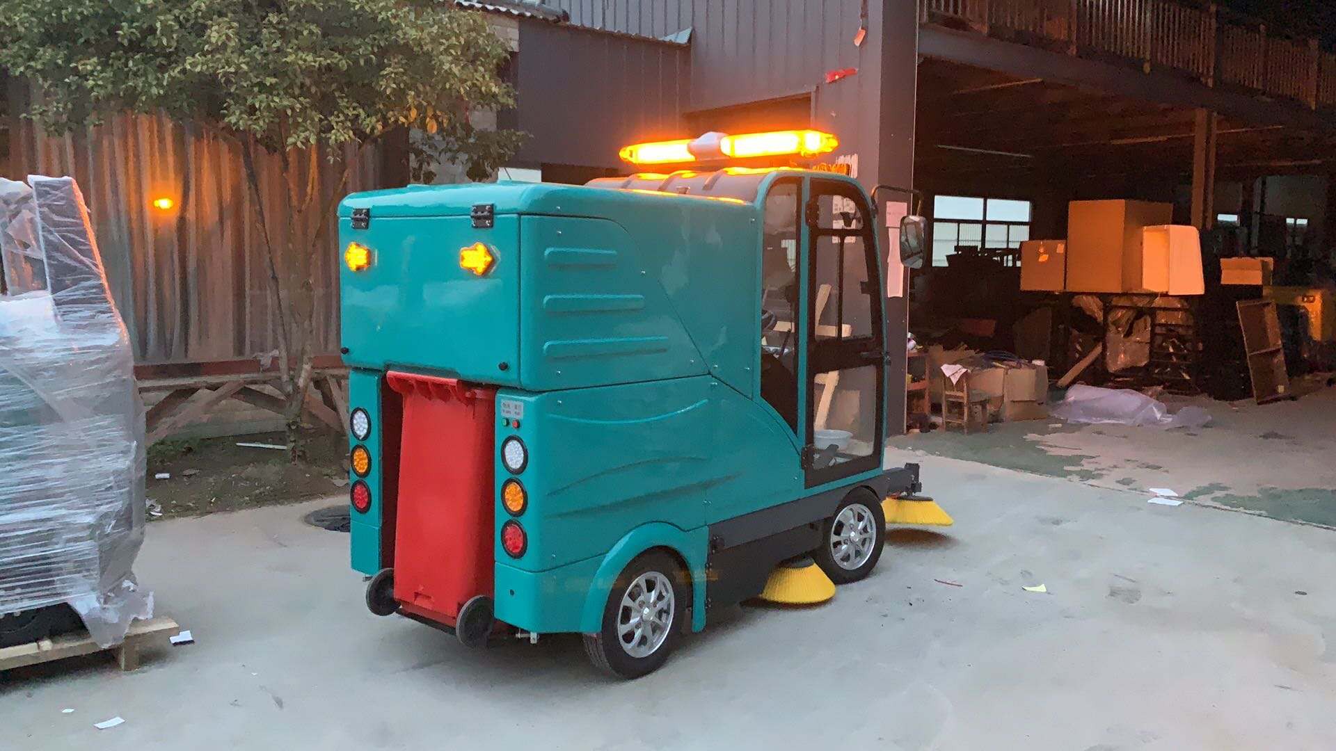 洁士AM2500TM电动四轮全封闭驾驶式扫地车/四轮全封闭驾驶式蜜柚APP下载安装/四轮全封闭驾驶式清扫车/四轮全封闭驾驶式清扫机/四轮全封闭驾驶式扫路机/四轮全封闭驾驶式扫路车
