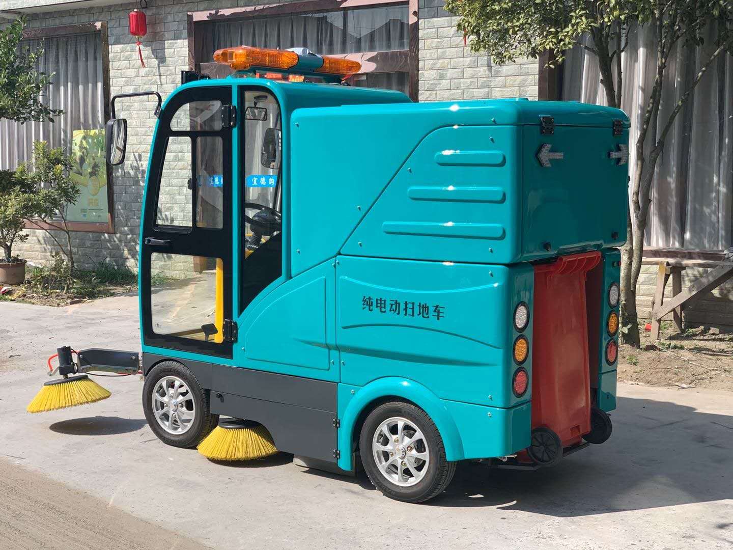 洁士AM2500TM电动四轮全封闭驾驶式扫地车/四轮全封闭驾驶式蜜柚APP下载安装/四轮全封闭驾驶式清扫车/四轮全封闭驾驶式清扫机/四轮全封闭驾驶式扫路机/四轮全封闭驾驶式扫路车